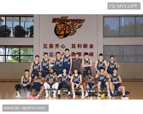 北控篮球队与罗汉琛签订两年C类合同第二年球队拥有选项